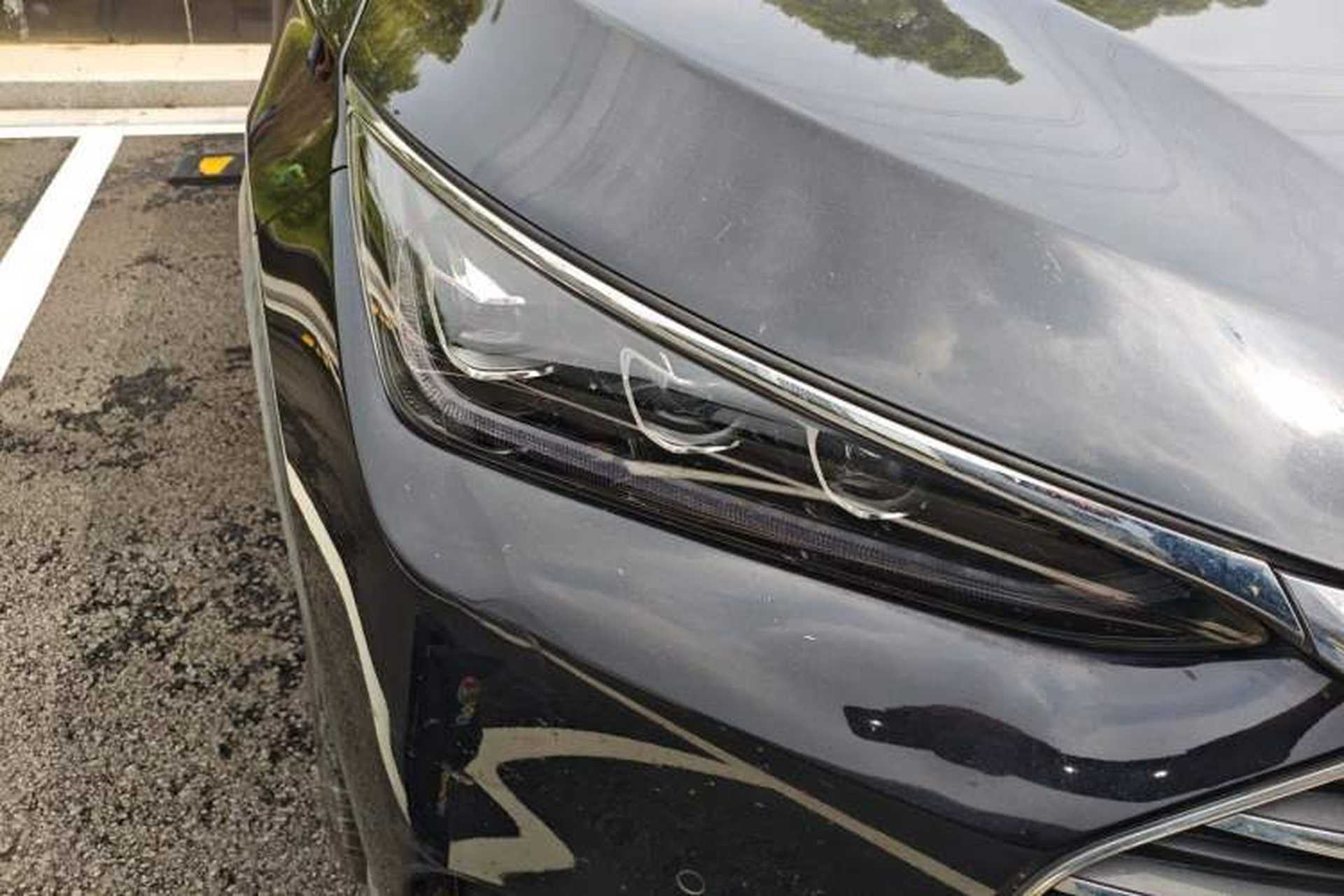 Used BYD Tang 2018 2.0T Automatic SmartConnect Luxury 7-Seater China V Emission Standard Right Front Headlight