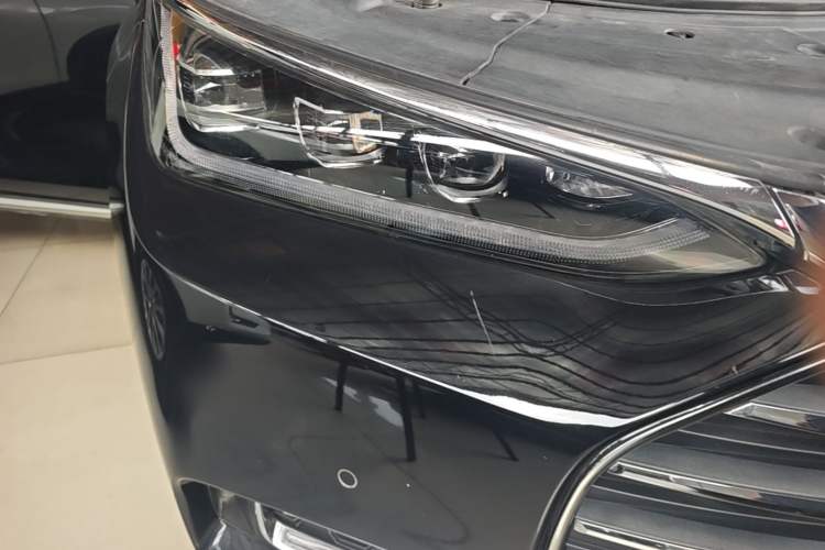 Used BYD Tang 2018 2.0T Automatic Smart Connect Prestige 7-Seater China V Standard Right Front Headlight