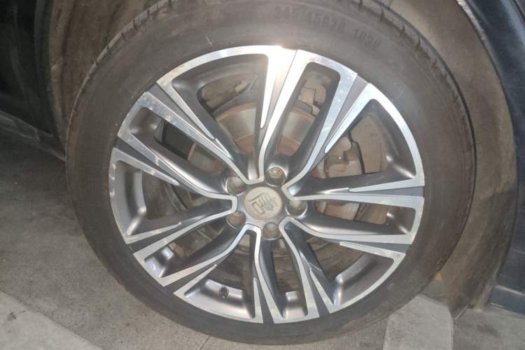 Used BYD Tang 2018 2.0T Automatic Smart Connect Prestige 7-Seater China V Standard Right Front Wheel Hub