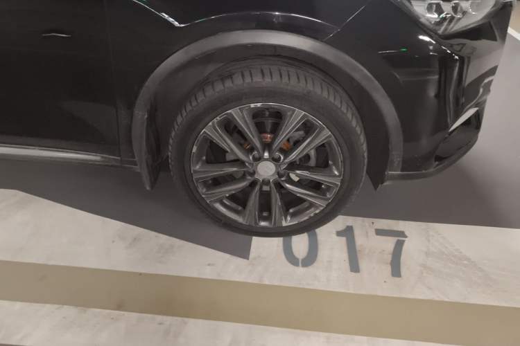 Used BYD Tang 2018 2.0T Automatic SmartConnect Prestige 7-Seater China V Standard Right Front Wheel Hub