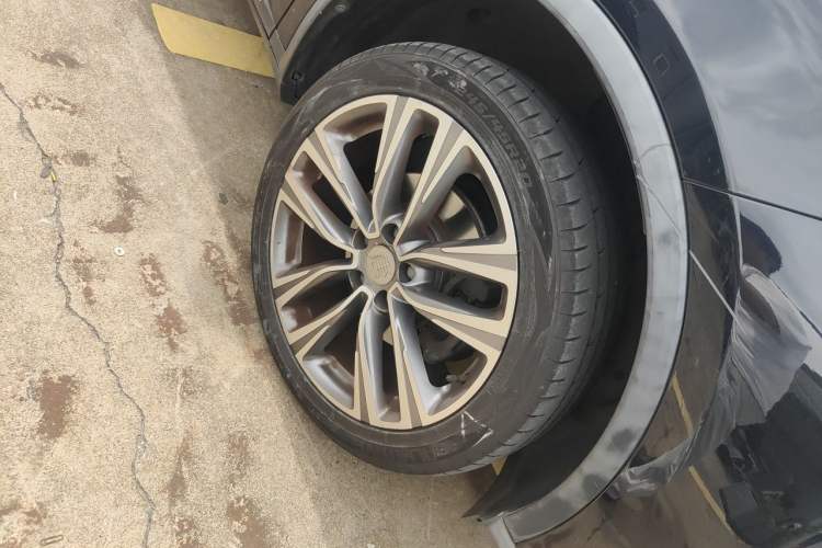 Used BYD Tang 2018 2.0T Automatic SmartConnect Prestige 7-Seater China V Standard Right Front Wheel Hub