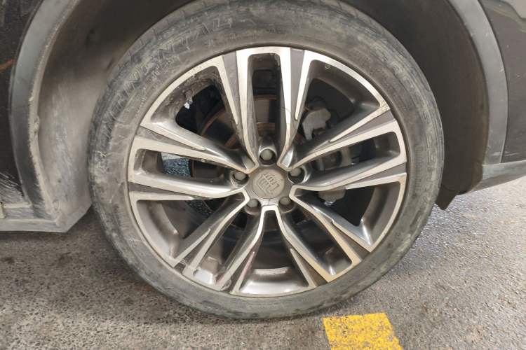 Used BYD Tang 2018 2.0T Automatic SmartConnect Prestige 7-Seater China V Standard Right Front Wheel Hub