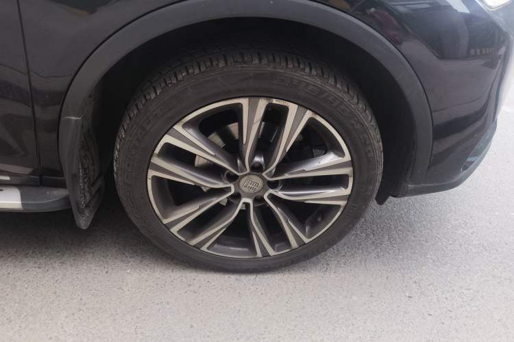 Used BYD Tang 2018 2.0T Automatic SmartConnect Prestige 7-Seater China V Standard Right Front Wheel Hub