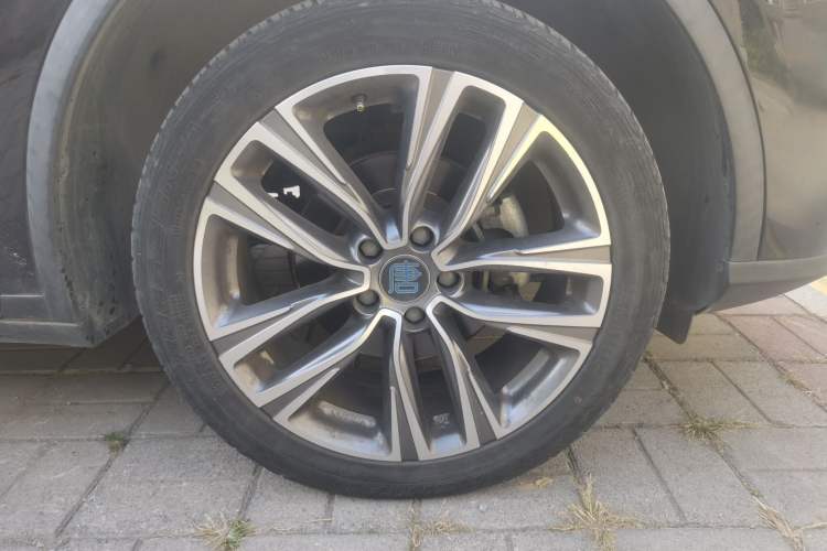 Used BYD Tang 2018 2.0T Automatic SmartConnect Prestige 7-Seater China V Standard Right Front Wheel Hub