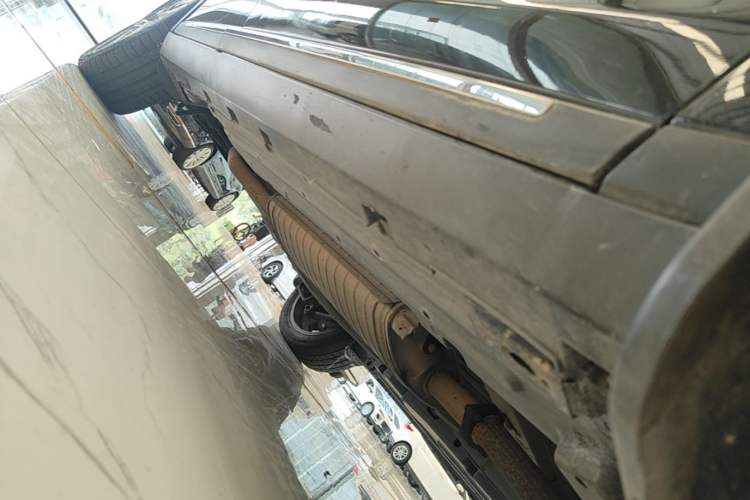 Used BYD Tang 2018 2.0T Automatic SmartConnect Prestige 7-Seater China V Standard Right Side Sill