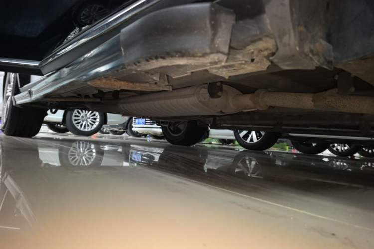 Used BYD Tang 2018 2.0T Automatic SmartConnect Luxury Edition 5 Seats China V Standard Right Side Sill