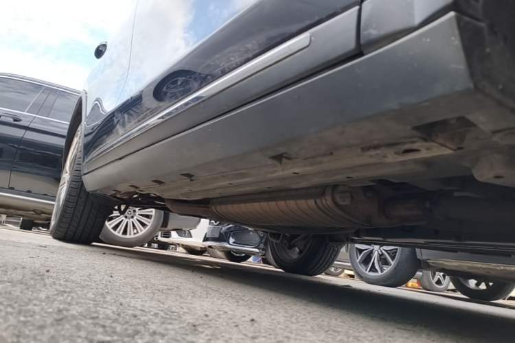 Used BYD Tang 2018 2.0T Automatic SmartConnect Prestige 7-Seater China V Standard Right Side Sill