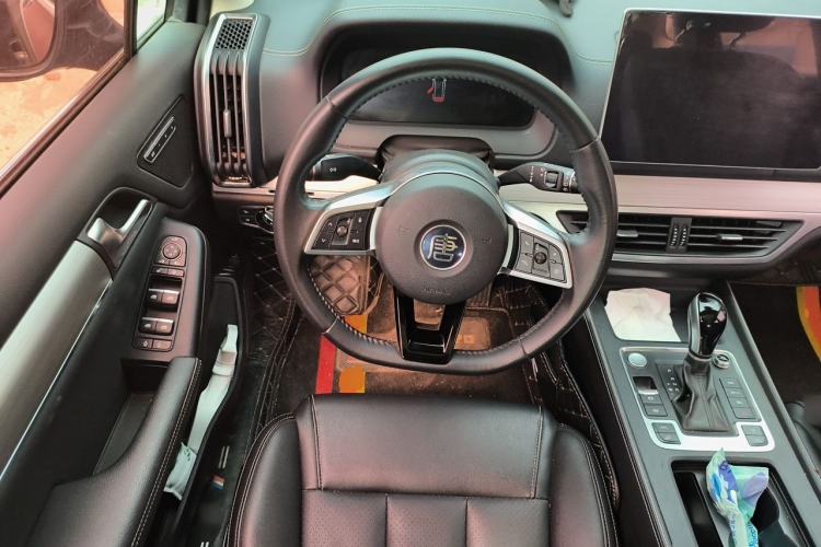 Used BYD Tang 2018 2.0T Automatic SmartConnect Prestige 7-Seater China V Standard Steering Wheel