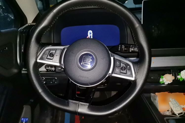 Used BYD Tang 2018 2.0T Automatic SmartConnect Prestige 7-Seater China V Standard Steering Wheel