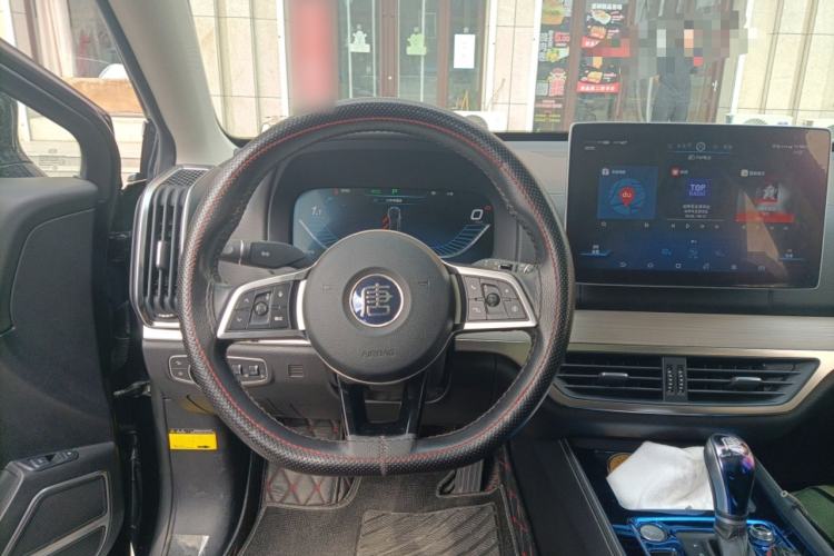 Used BYD Tang 2018 2.0T Automatic SmartConnect Prestige 7-Seater China V Standard Steering Wheel
