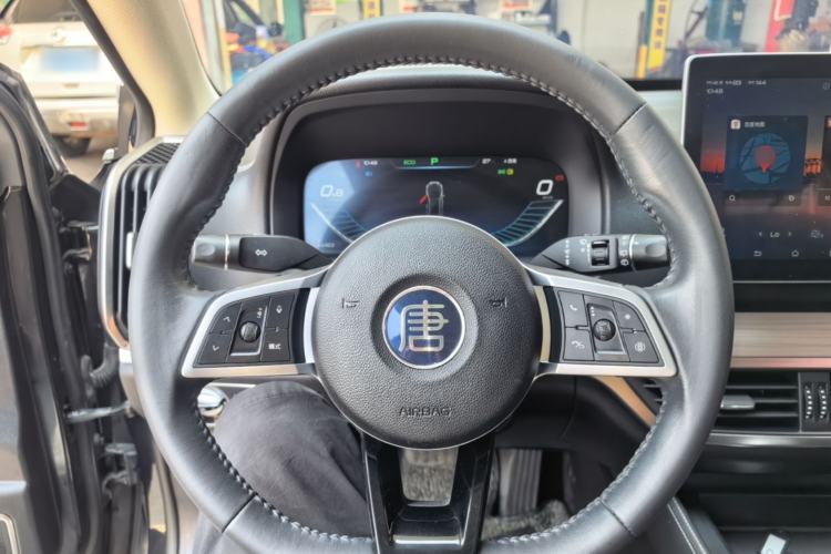 Used BYD Tang 2018 2.0T Automatic SmartConnect Prestige 7-Seater China V Standard Steering Wheel