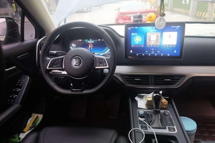 Used BYD Tang 2018 2.0T Automatic SmartConnect Prestige 7-Seater China V Standard Steering Wheel