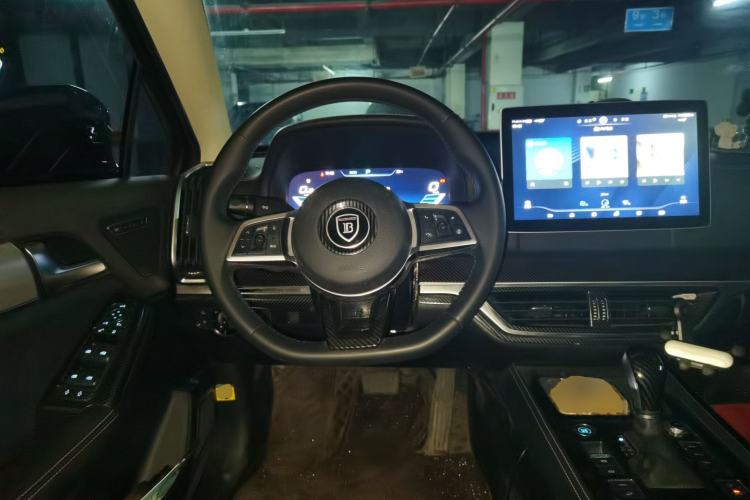 Used BYD Tang 2018 2.0T Automatic SmartConnect Prestige 7-Seater China V Standard Steering Wheel