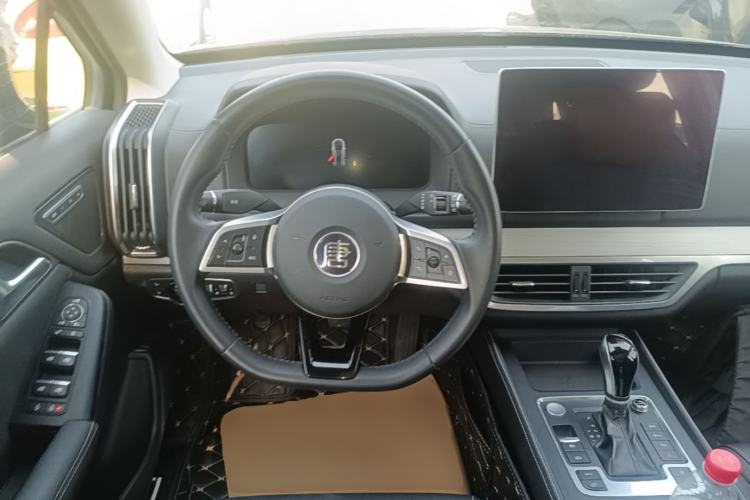 Used BYD Tang 2018 2.0T Automatic SmartConnect Prestige 7-Seater China V Standard Steering Wheel