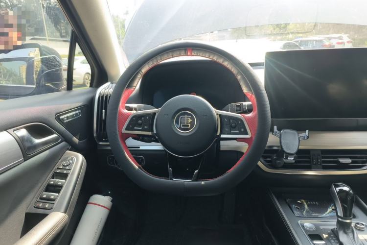 Used BYD Tang 2018 2.0T Automatic SmartConnect Prestige 7-Seater China V Standard Steering Wheel