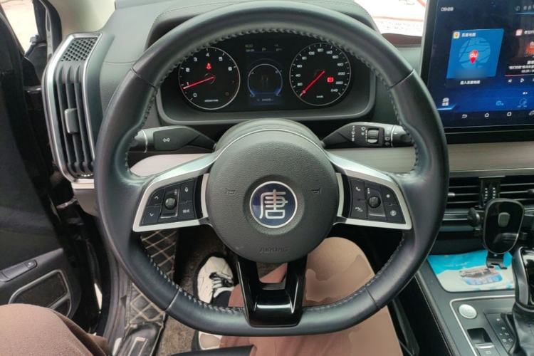 Used BYD Tang 2018 2.0T Automatic Smart Connect Prestige 7-Seater China V Standard Steering Wheel
