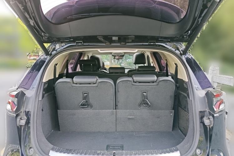 Used BYD Tang 2018 2.0T Automatic SmartConnect Prestige 7-Seater China V Standard Trunk