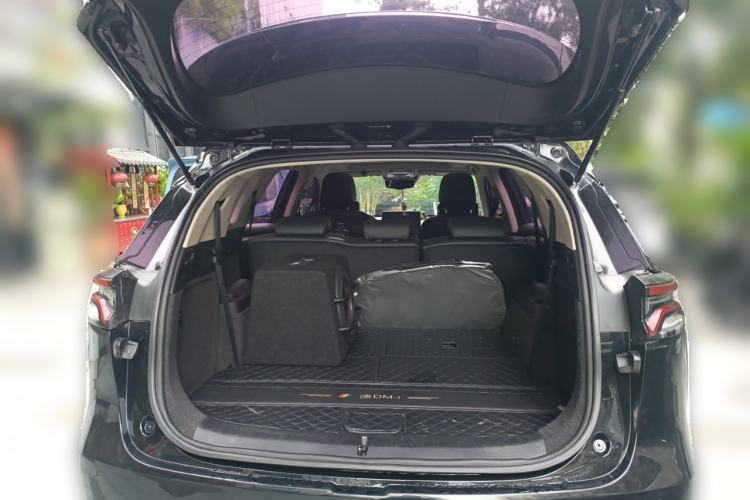 Used BYD Tang 2018 2.0T Automatic Smart Connect Prestige 7-Seater China V Standard Trunk