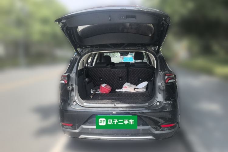 Used BYD Tang 2018 2.0T Automatic SmartConnect Prestige 7-Seater China V Standard Trunk