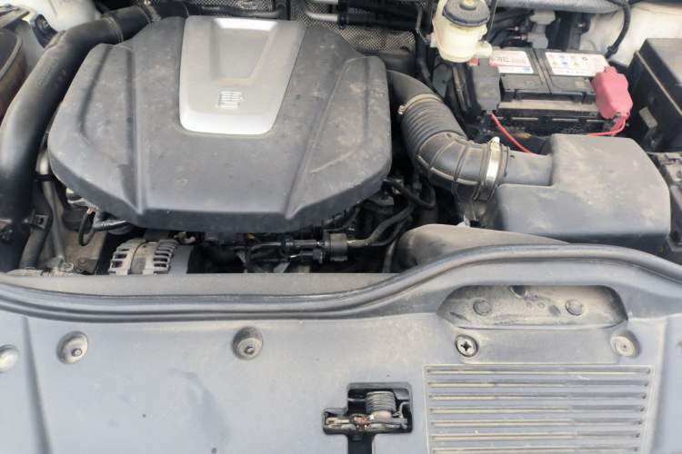 Used BYD Tang 2018 2.0T Automatic SmartConnect Prestige 7-Seater China V Standard Engine Bay