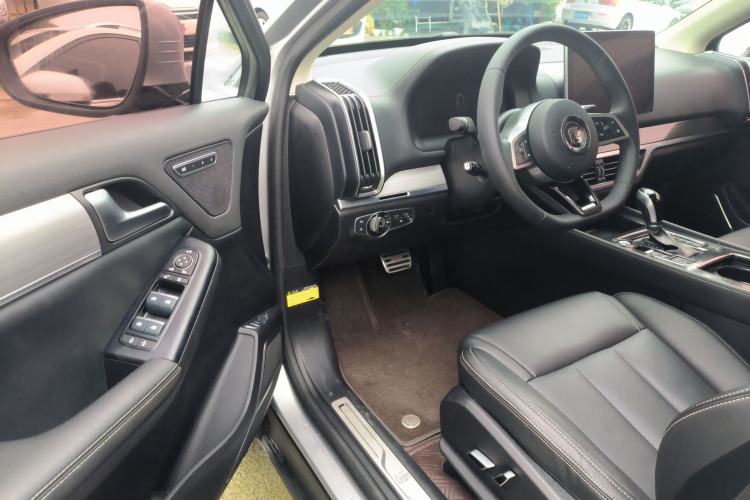 Used BYD Tang 2018 2.0T Automatic SmartConnect Prestige 7-Seater China V Standard Driver Seat