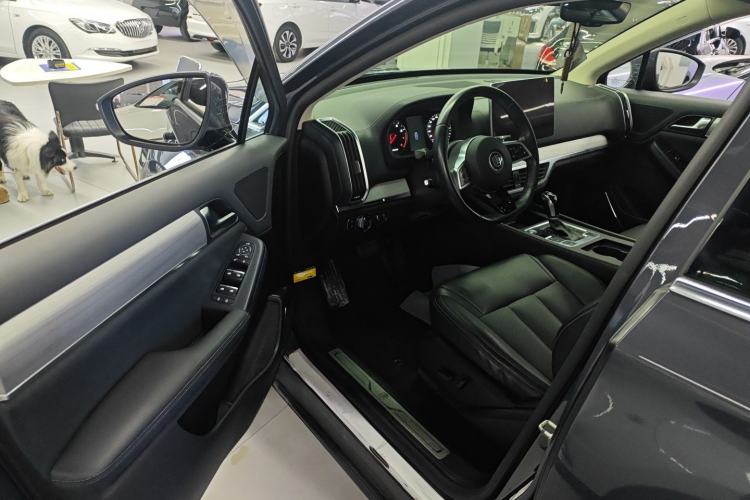 Used BYD Tang 2018 2.0T Automatic Smart Connect Prestige 7-Seater China V Standard Driver Seat