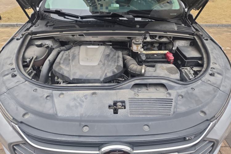 Used BYD Tang 2018 2.0T Automatic SmartConnect Prestige 7-Seater China V Standard Engine Bay