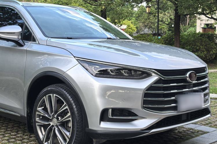 Used BYD Tang 2018 2.0T Automatic SmartConnect Prestige 7-Seater China V Standard Exterior 4