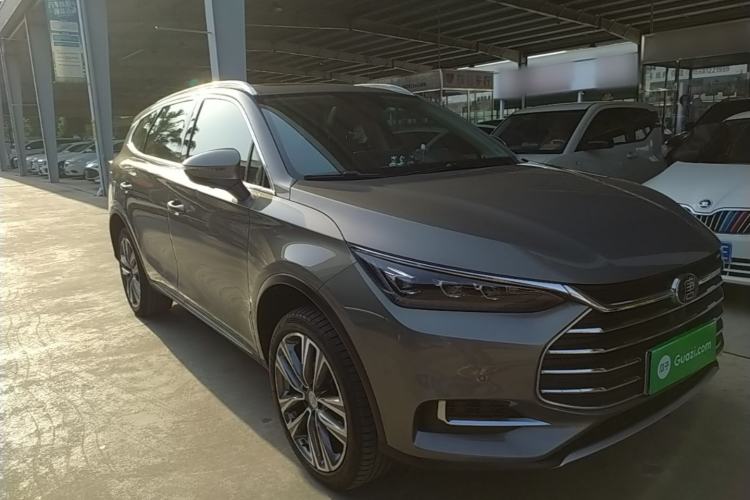 Used BYD Tang 2018 2.0T Automatic SmartConnect Prestige 7-Seater China V Standard Front Right 45 Deg