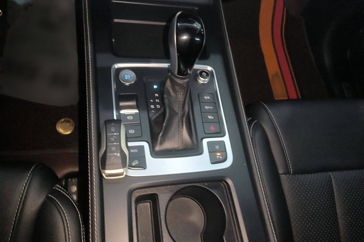 Used BYD Tang 2018 2.0T Automatic SmartConnect Prestige 7-Seater China V Standard Gear Lever