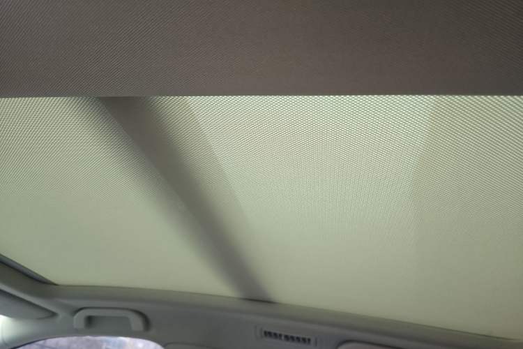 Used BYD Tang 2018 2.0T Automatic SmartConnect Prestige 7-Seater China V Standard Headliner