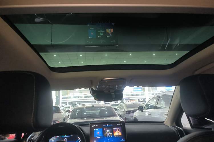 Used BYD Tang 2018 2.0T Automatic SmartConnect Prestige 7-Seater China V Standard Headliner