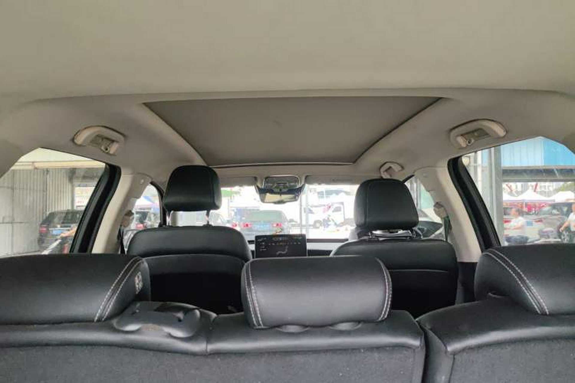 Used BYD Tang 2018 2.0T Automatic Smart Connect Prestige 5-Seater National Emission Standard V Headliner