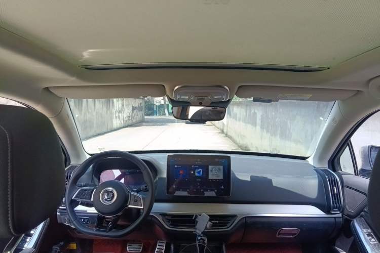 Used BYD Tang 2018 2.0T Automatic SmartConnect Prestige 7-Seater China V Standard Headliner