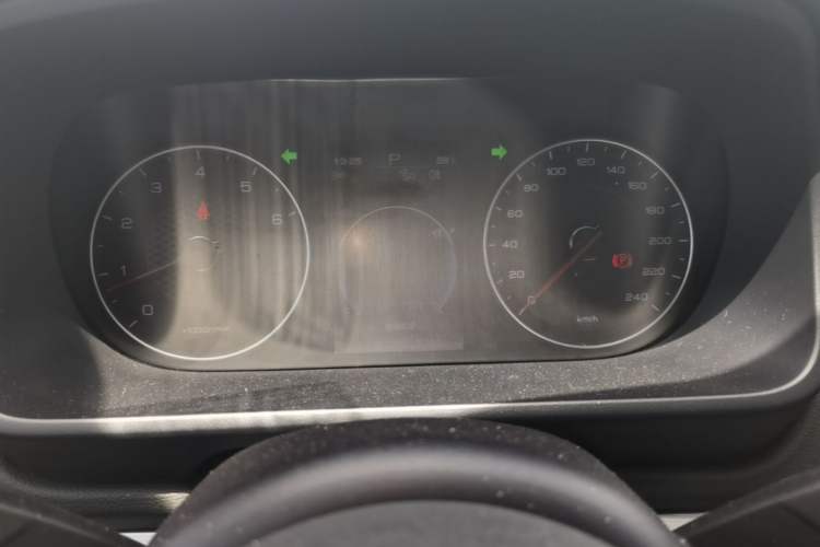 Used BYD Tang 2018 2.0T Automatic SmartConnect Prestige 5-Seater Emission Standard China V Instrument Cluster
