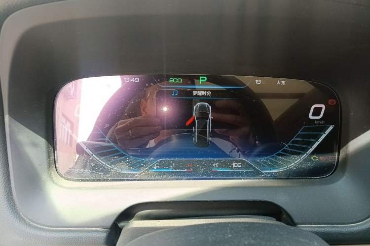 Used BYD Tang 2018 2.0T Automatic SmartConnect Prestige 7-Seater China V Standard Instrument Cluster