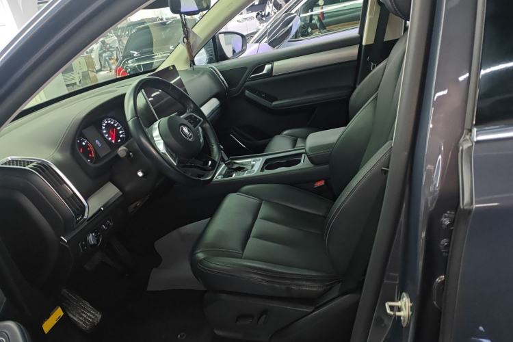 Used BYD Tang 2018 2.0T Automatic Smart Connect Prestige 7-Seater China V Standard Left Front Seat