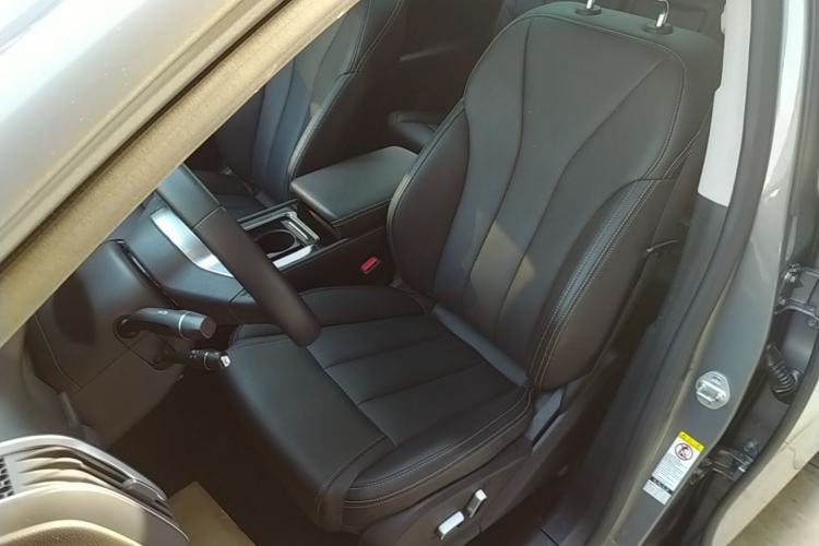 Used BYD Tang 2018 2.0T Automatic SmartConnect Prestige 7-Seater China V Standard Left Front Seat