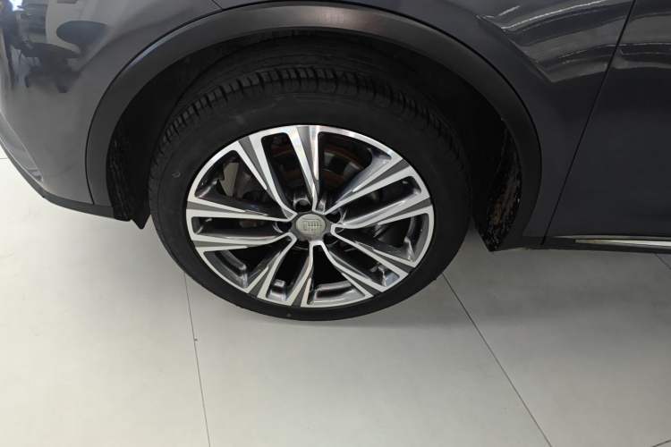 Used BYD Tang 2018 2.0T Automatic Smart Connect Prestige 7-Seater China V Standard Left Front Wheel Hub