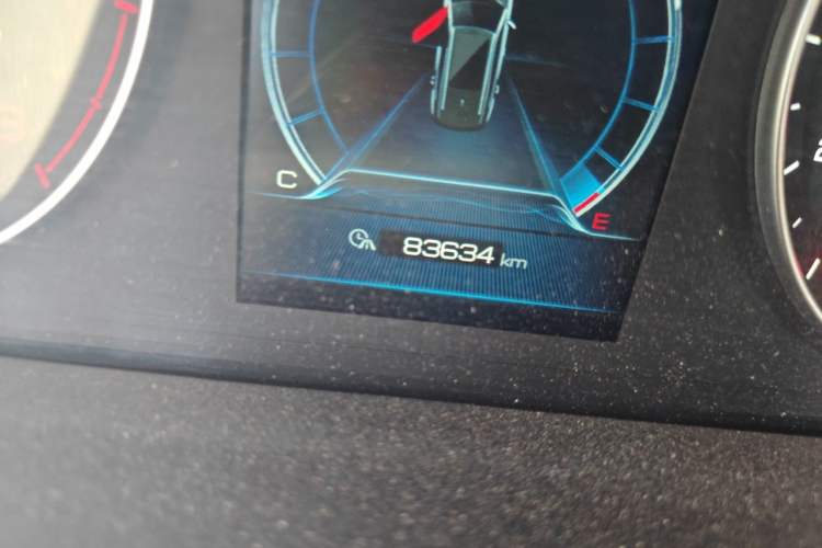 Used BYD Tang 2018 2.0T Automatic SmartConnect Luxury 7-Seater China V Emission Standard Odometer Close Up