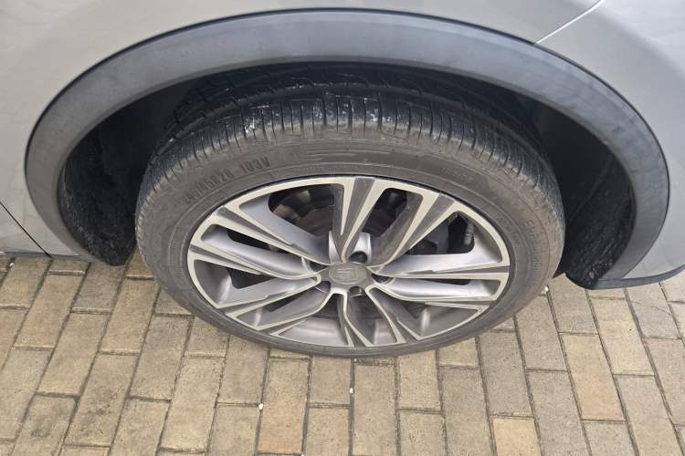 Used BYD Tang 2018 2.0T Automatic SmartConnect Prestige 7-Seater China V Standard Right Front Wheel Hub