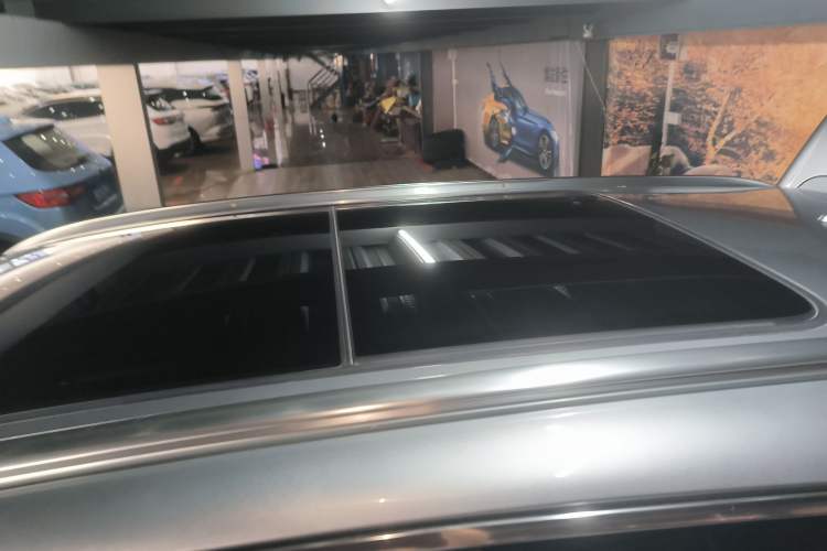 Used BYD Tang 2018 2.0T Automatic SmartConnect Prestige 7-Seater China V Standard Roof