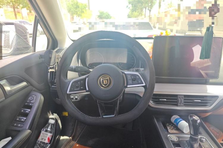 Used BYD Tang 2018 2.0T Automatic SmartConnect Luxury 7-Seater China V Emission Standard Steering Wheel