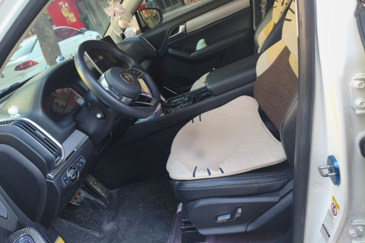 Used BYD Tang 2018 2.0T Automatic SmartConnect Prestige 7-Seater China V Standard Left Front Seat