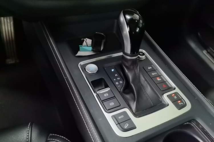Used BYD Tang 2018 2.0T Automatic SmartConnect Prestige 7-Seater China V Standard Gear Lever