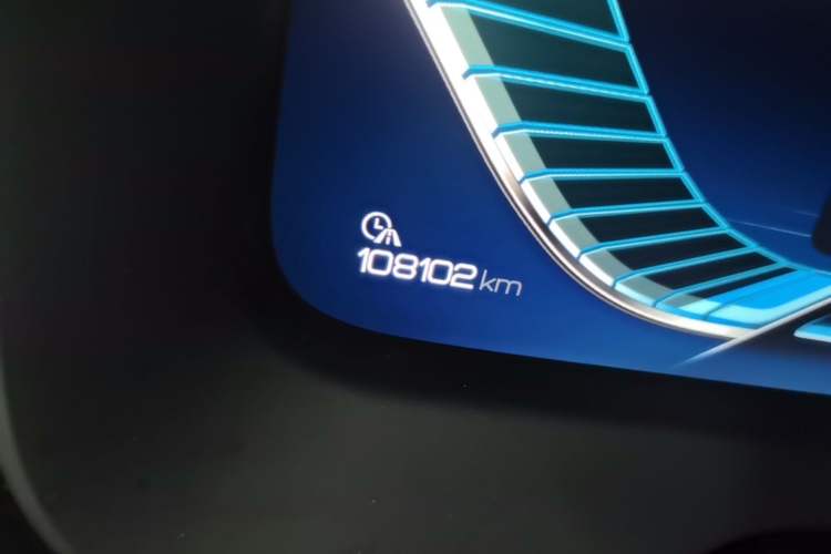 Used BYD Tang 2018 2.0T Automatic SmartConnect Prestige 7-Seater China V Standard Odometer Close Up
