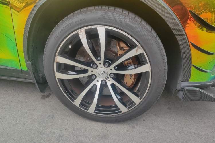 Used BYD Tang 2018 2.0T Automatic Smart Connect Prestige 5-Seater National Emission Standard V Right Front Wheel Hub