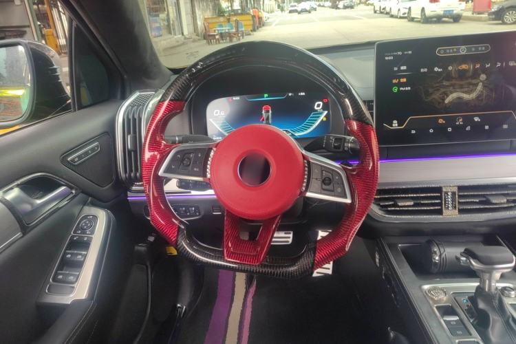 Used BYD Tang 2018 2.0T Automatic Smart Connect Prestige 5-Seater National Emission Standard V Steering Wheel