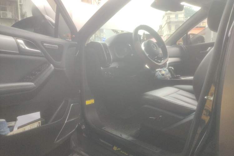Used BYD Tang 2018 2.0T Automatic SmartConnect Prestige 7-Seater China V Standard Driver Seat