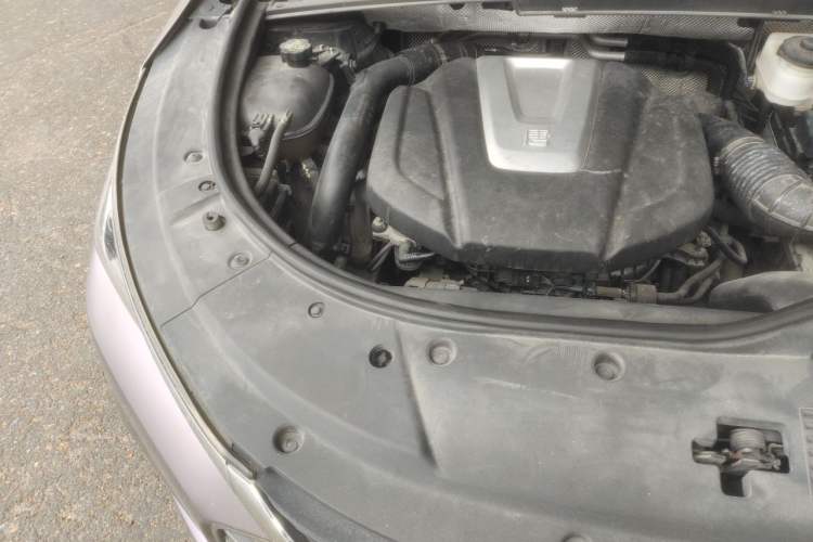 Used BYD Tang 2018 2.0T Automatic SmartConnect Prestige 7-Seater China V Standard Engine Bay Right